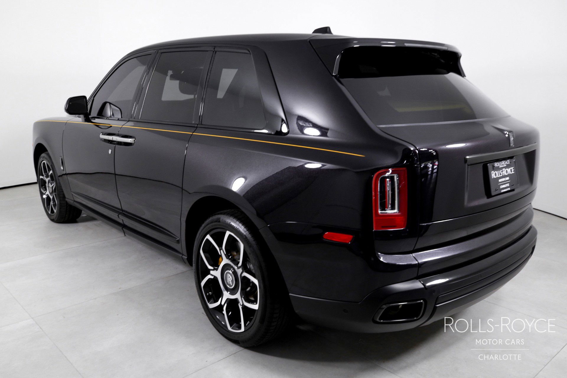 Certified 2023 Rolls-Royce Cullinan Black Badge w/ Driver's Package image 7