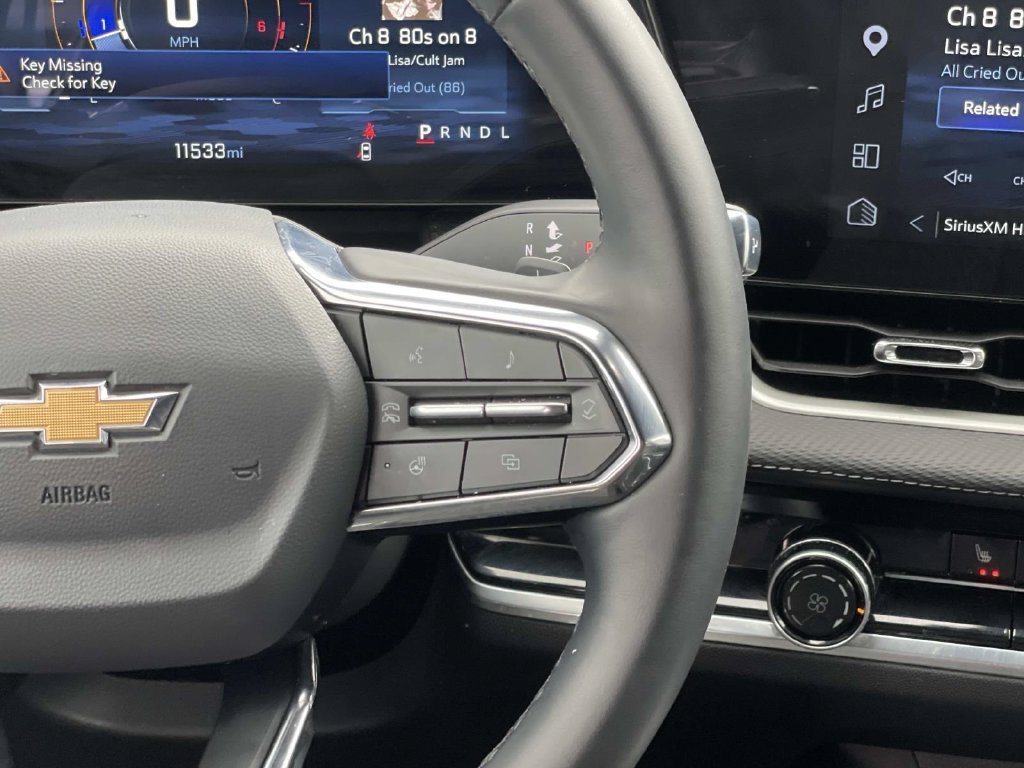 Used 2026 Chevrolet Equinox LT w/ Safety and Technology Package FWD image 10