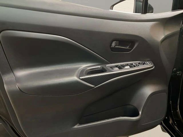 Used 2021 Nissan Versa S image 39