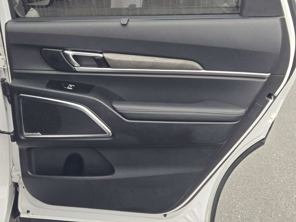 Used 2024 Kia Telluride SX X-Pro image 9