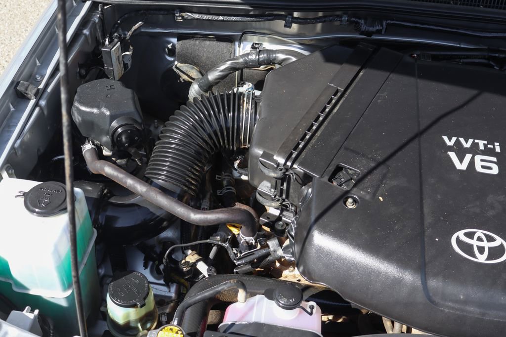 Used 2014 Toyota Tacoma 4x4 Double Cab w/ TRD Off-Road Package image 11