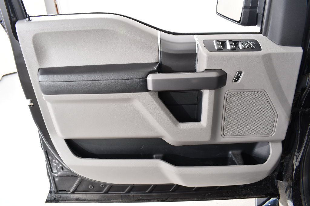 Used 2020 Ford F150 XLT w/ Equipment Group 302A Luxury AWD/4WD image 25