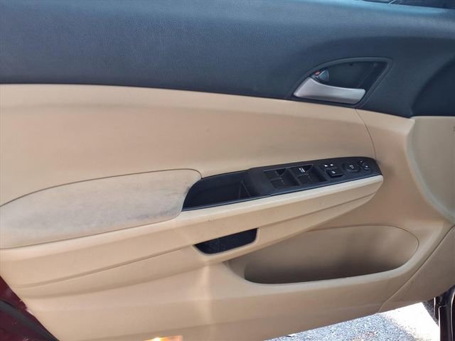 Used 2012 Honda Accord LX image 7