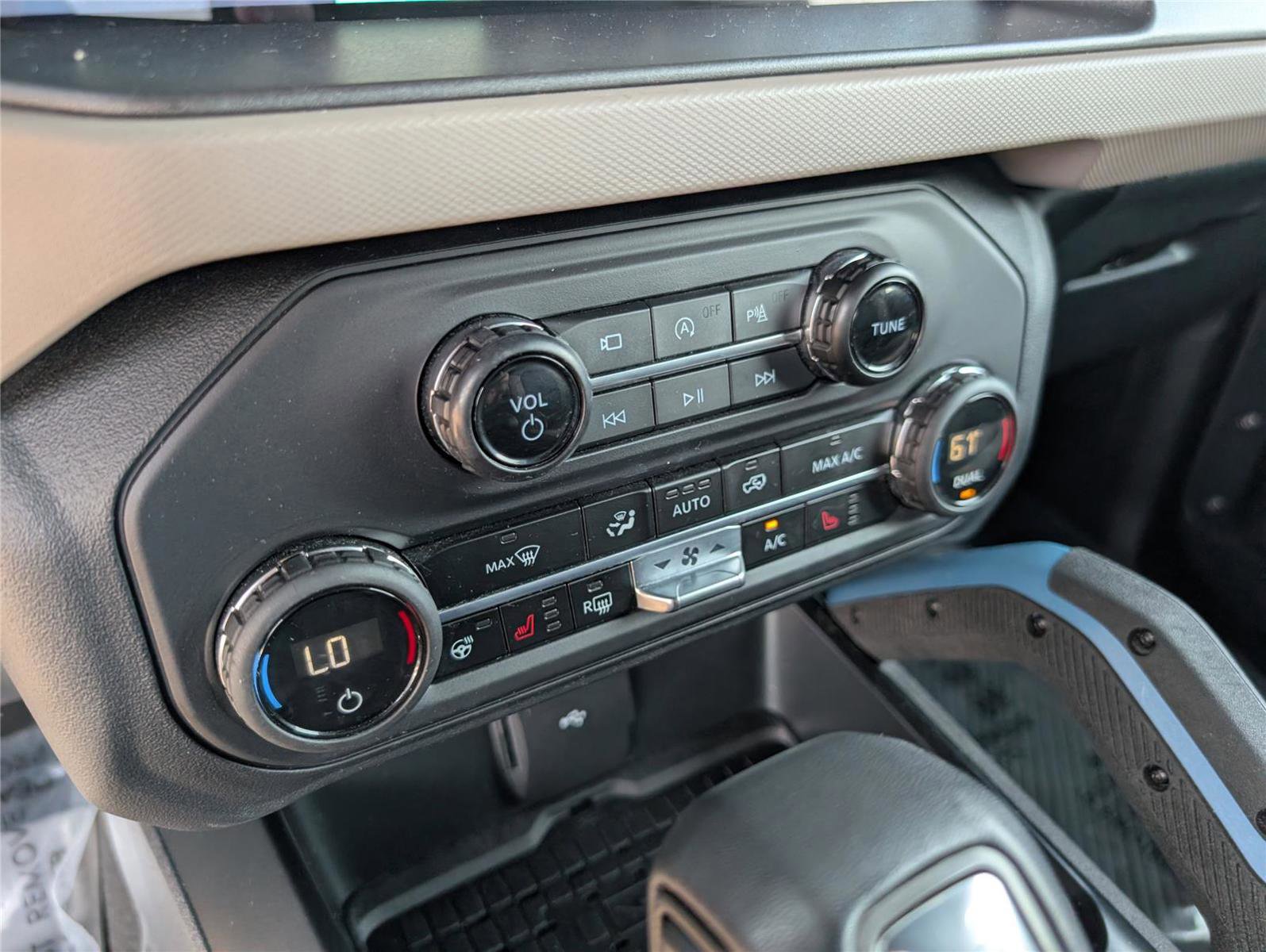 Used 2024 Ford Bronco Wildtrak image 20