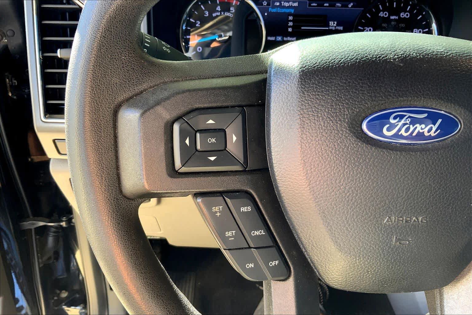 Used 2020 Ford F250 XLT w/ XLT Premium Package AWD/4WD image 22