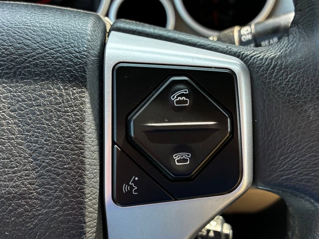 Used 2017 Toyota Sequoia SR5 AWD/4WD image 16