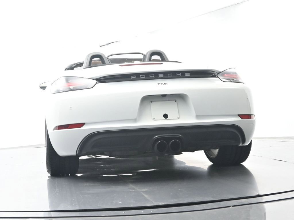 Certified 2017 Porsche 718 Boxster RWD image 56