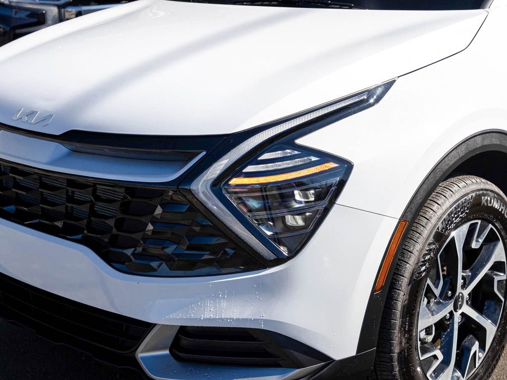 Used 2025 Kia Sportage EX w/ Premium Package image 36
