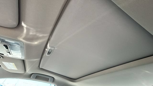 Used 2015 Toyota Avalon XLE Premium FWD image 24