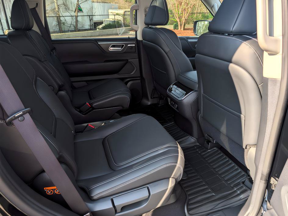 Certified 2026 INFINITI QX80 Pure w/ Cargo Package AWD/4WD image 21