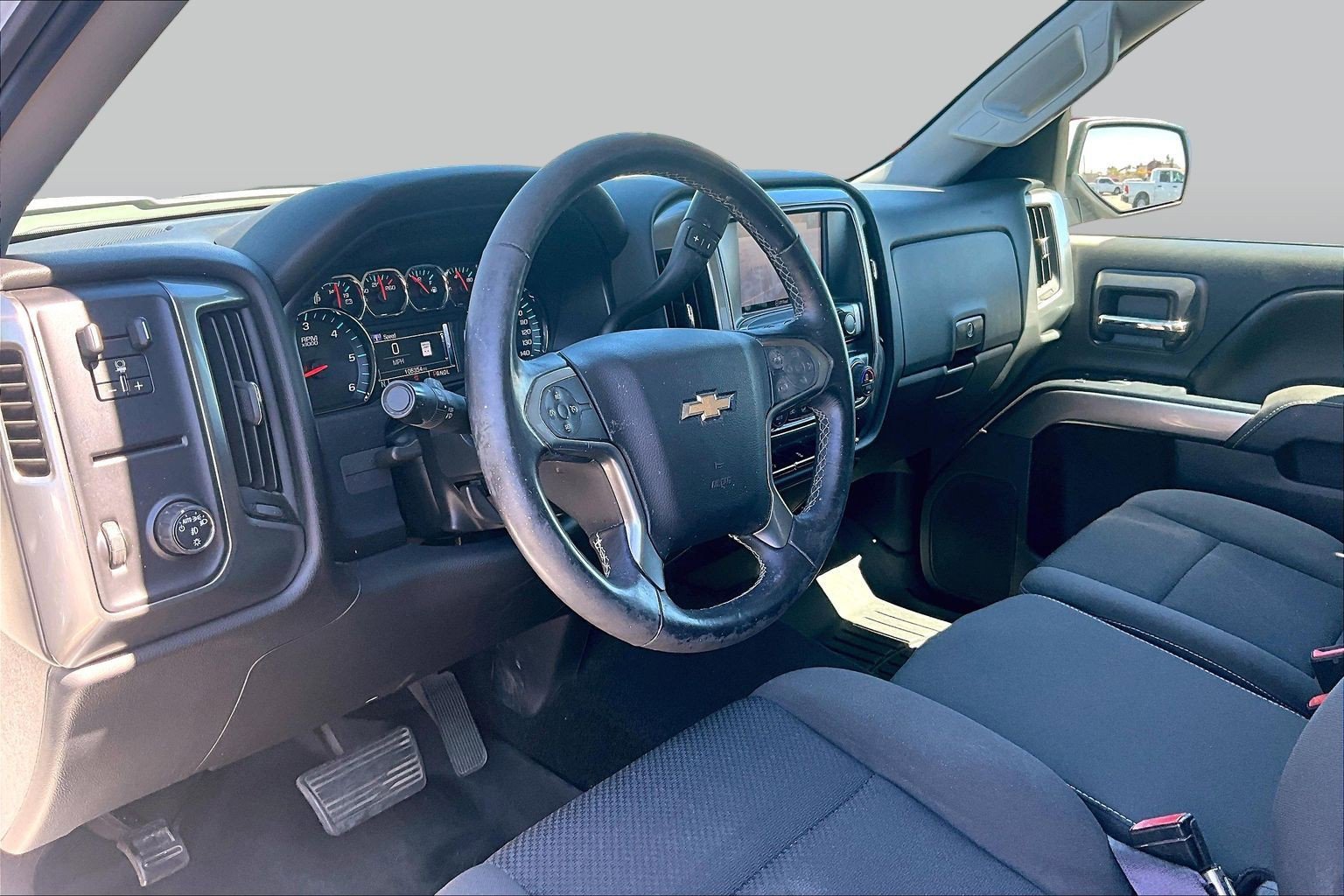 Used 2017 Chevrolet Silverado 1500 LT w/ All Star Edition RWD image 12
