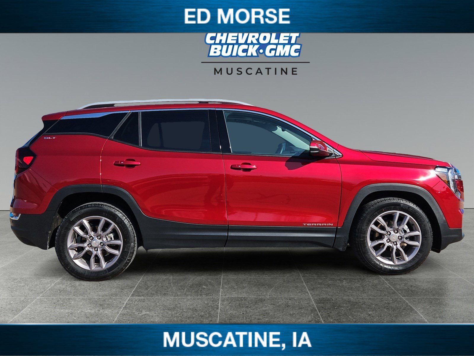 Certified 2024 GMC Terrain SLT w/ Infotainment Package II image 6