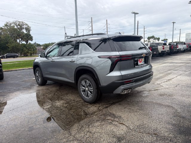 New 2027 Chevrolet Traverse LT w/ Driver Confidence Package FWD image 7