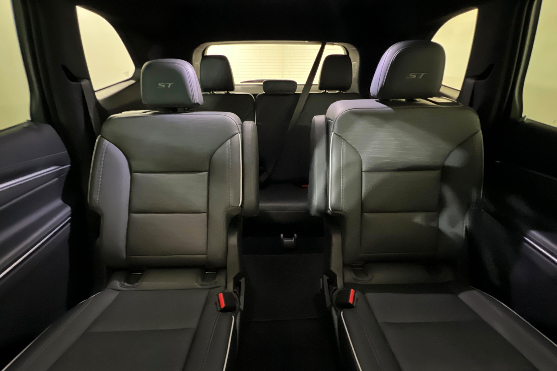 Used 2026 Buick Enclave Sport Touring FWD image 28