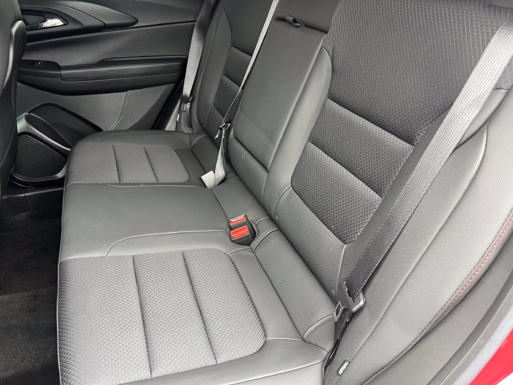Used 2023 Chevrolet TrailBlazer RS w/ Convenience Package AWD/4WD image 14