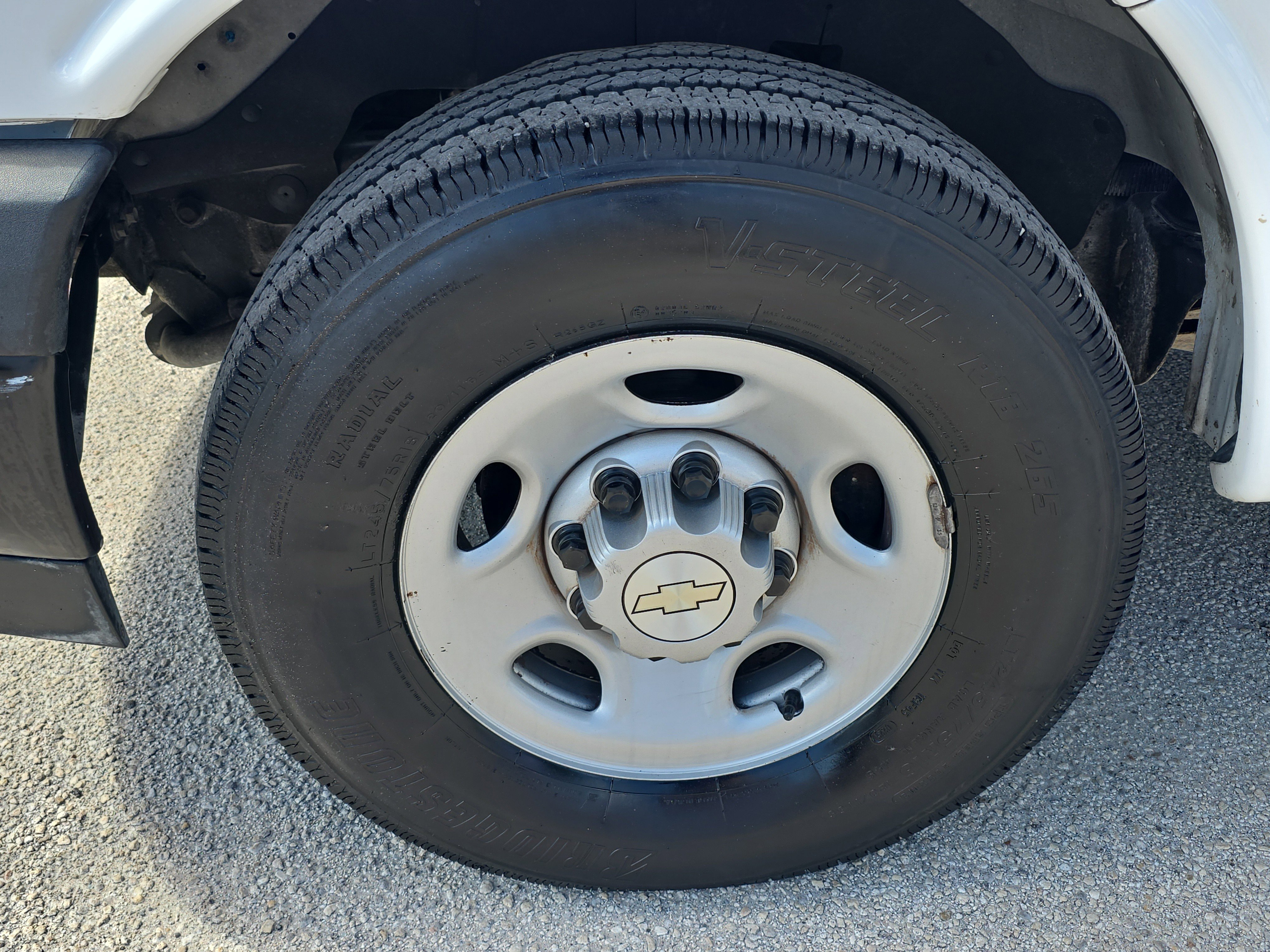 Used 2020 Chevrolet Express 2500 w/ Communications Package RWD image 16