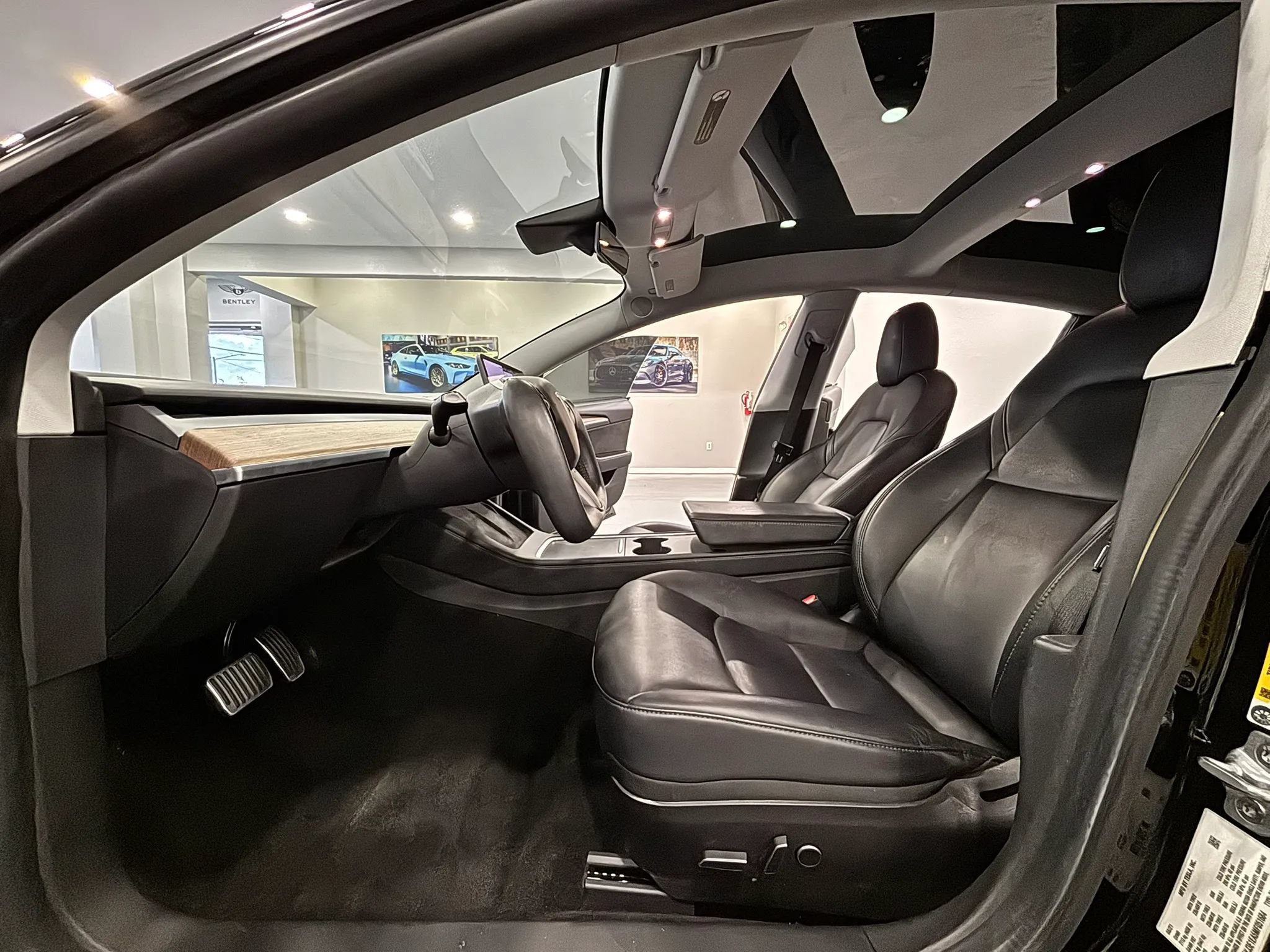 Used 2021 Tesla Model 3 Standard Range RWD image 12