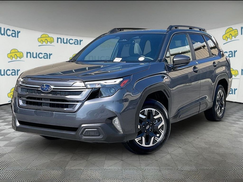 Used 2025 Subaru Forester Premium AWD/4WD image 3