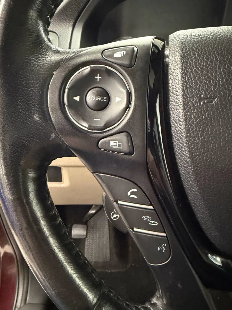 Used 2016 Honda Pilot Elite image 26