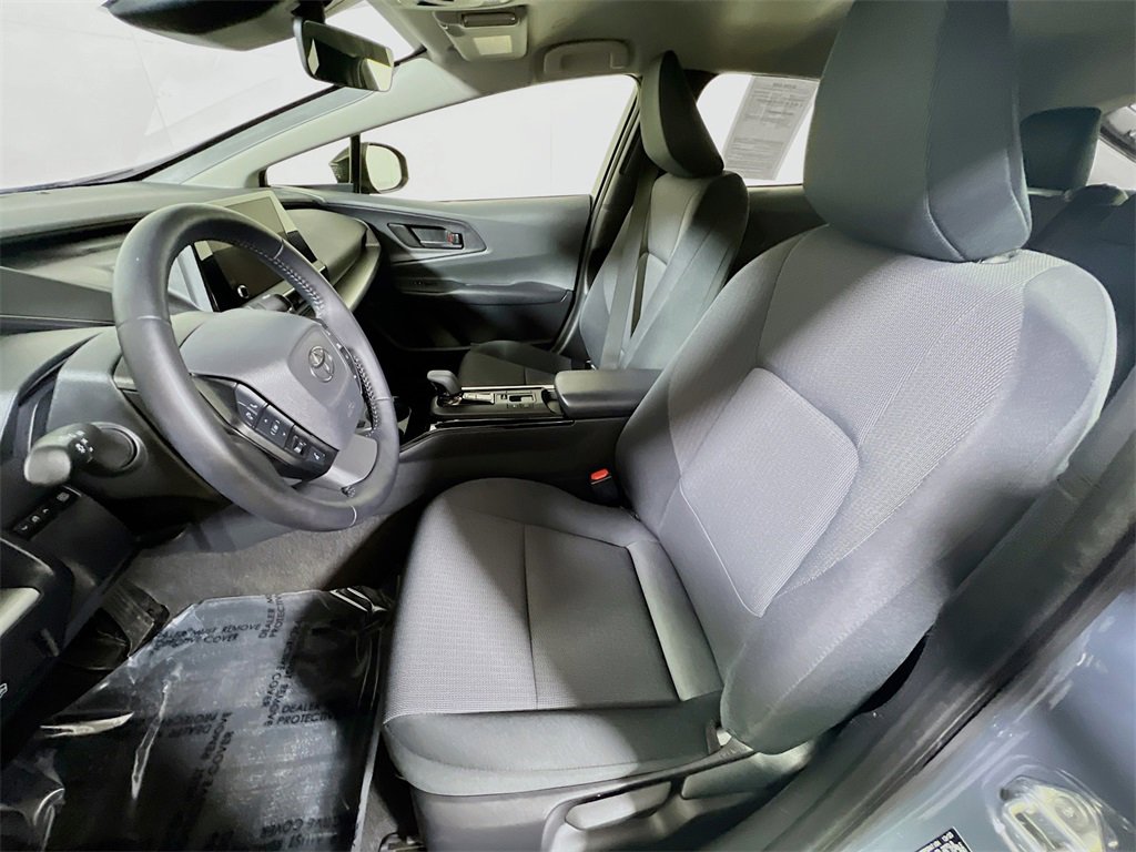 Used 2024 Toyota Prius LE image 19