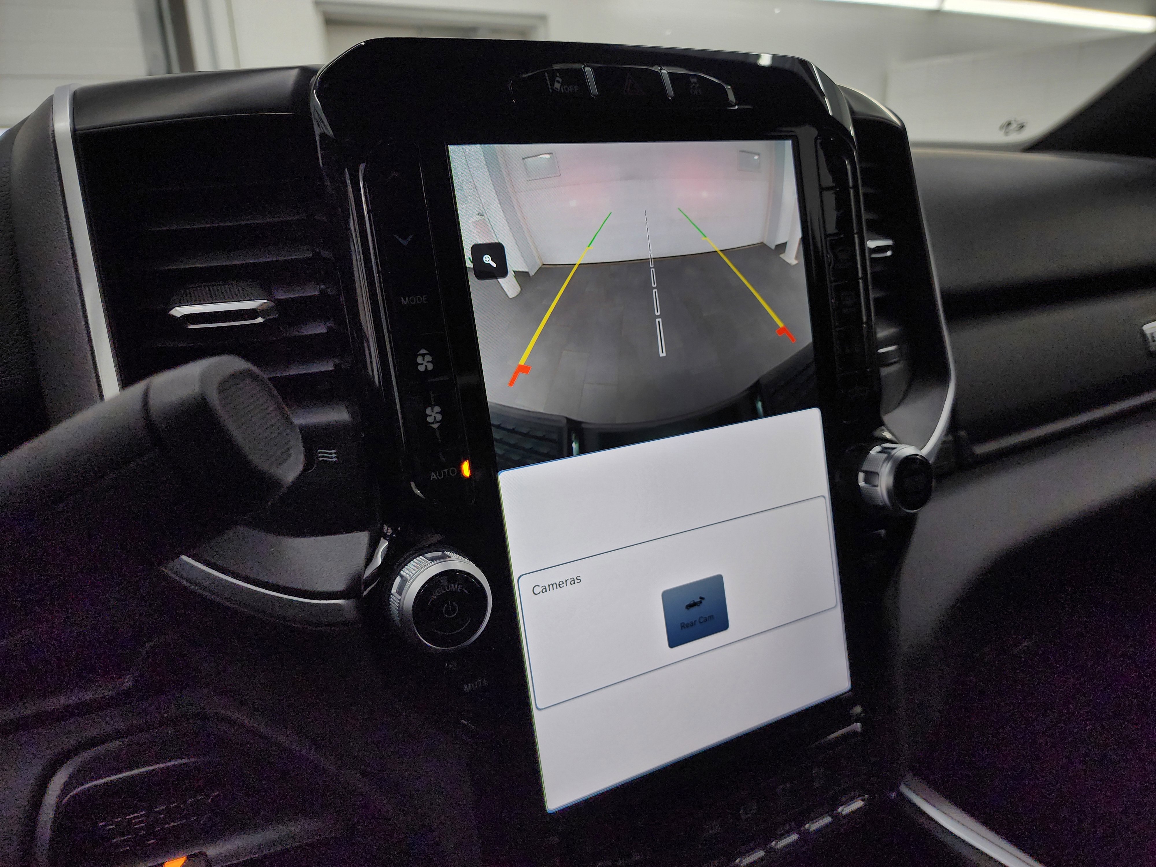 Used 2024 RAM 3500 Big Horn w/ Night Edition image 16