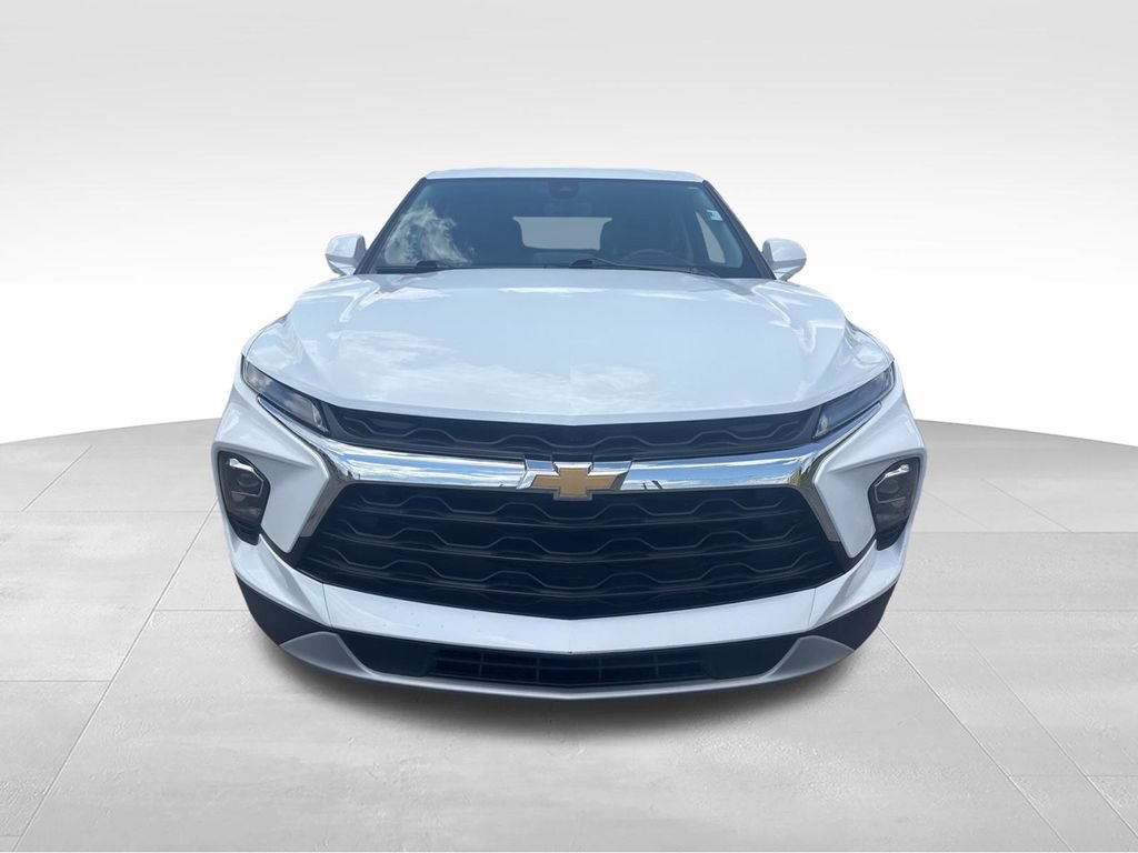 Used 2025 Chevrolet Blazer LT FWD image 8