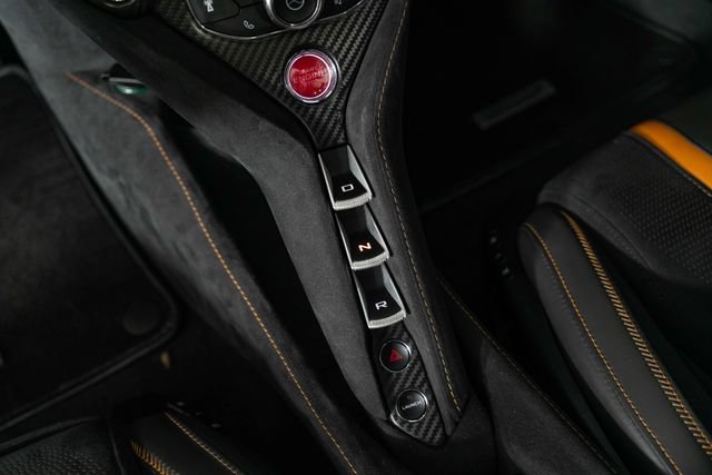 Used 2018 McLaren 720S Performance RWD image 23