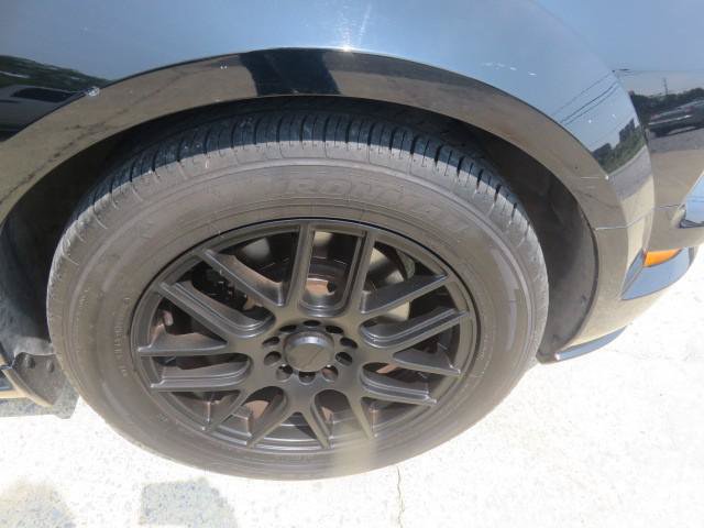 Used 2006 Ford Mustang GT RWD image 22
