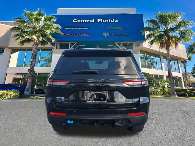 Used 2022 Jeep Grand Cherokee Trailhawk AWD/4WD image 6
