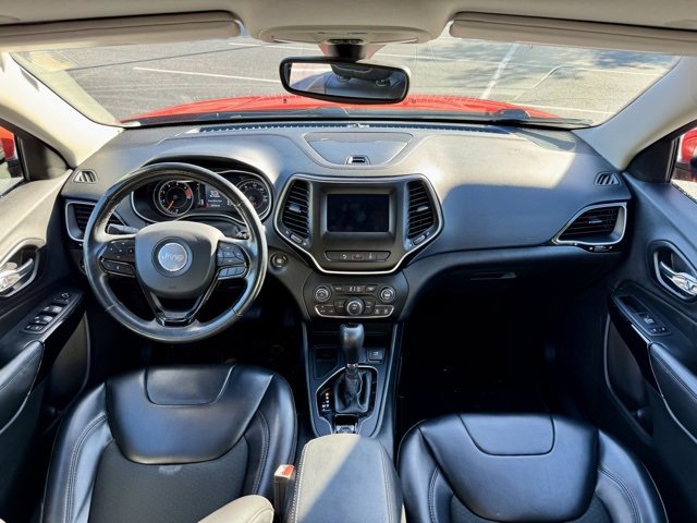 Used 2021 Jeep Cherokee Latitude Plus image 25