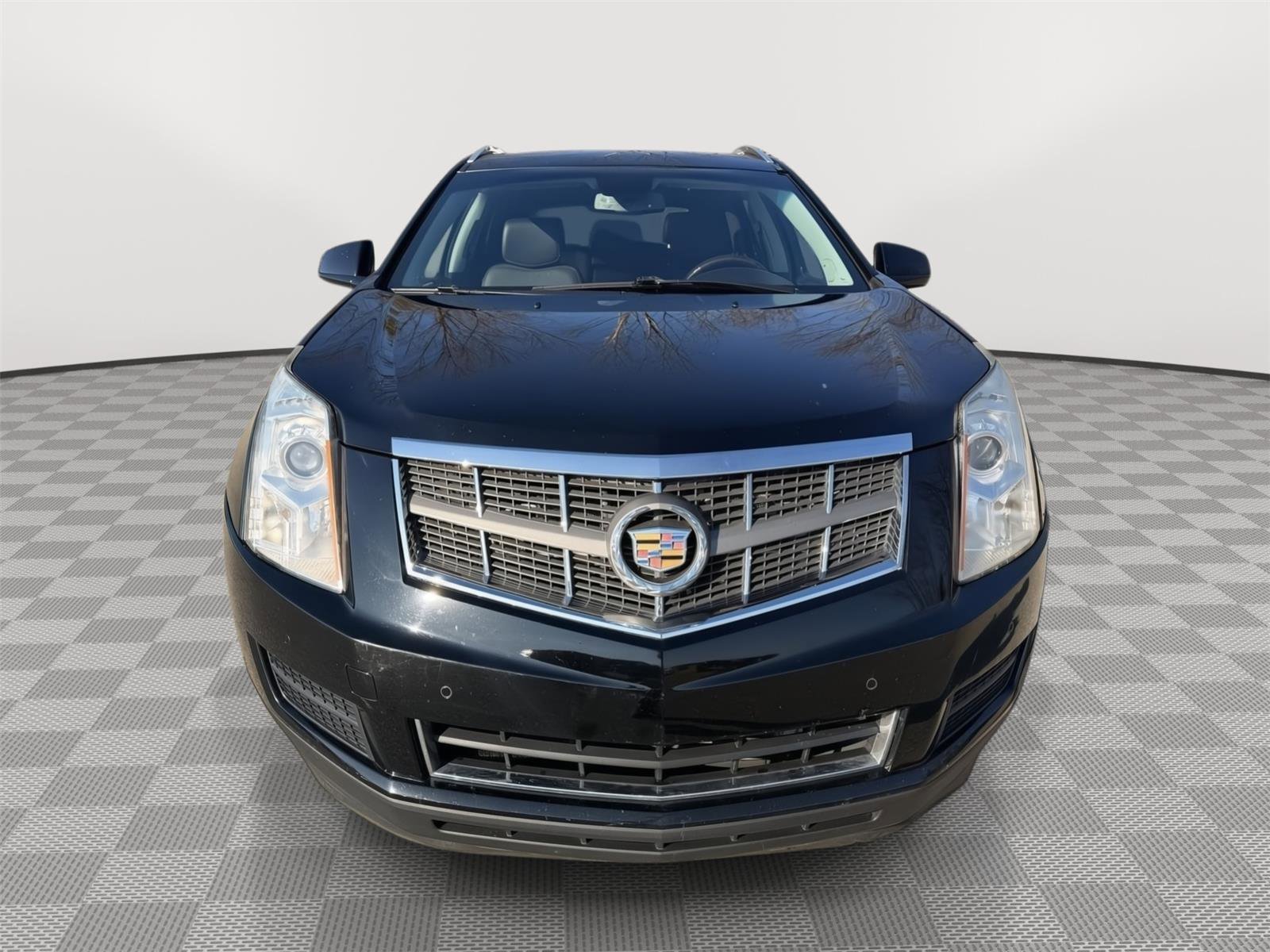 Used 2012 Cadillac SRX Luxury image 2