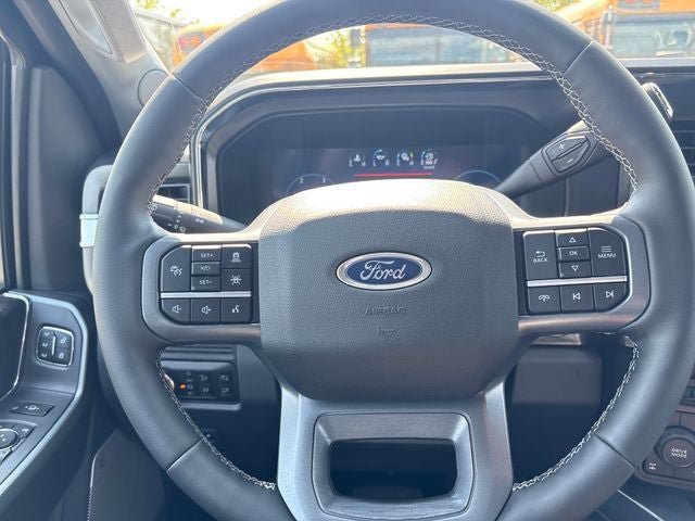 New 2026 Ford F250 Lariat w/ Black Appearance Package AWD/4WD image 15