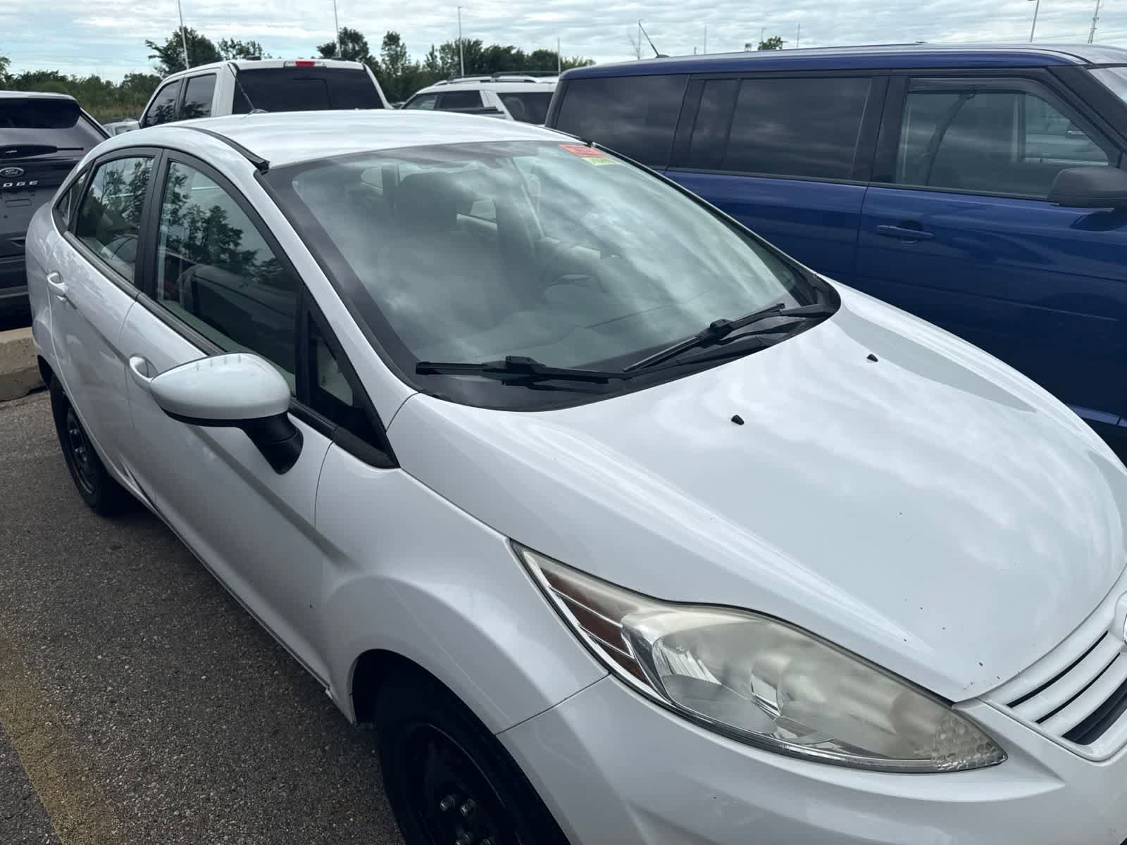 Used 2013 Ford Fiesta S FWD image 7