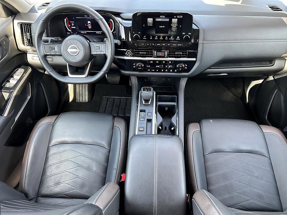 Certified 2024 Nissan Pathfinder Platinum w/ Cargo Package image 18