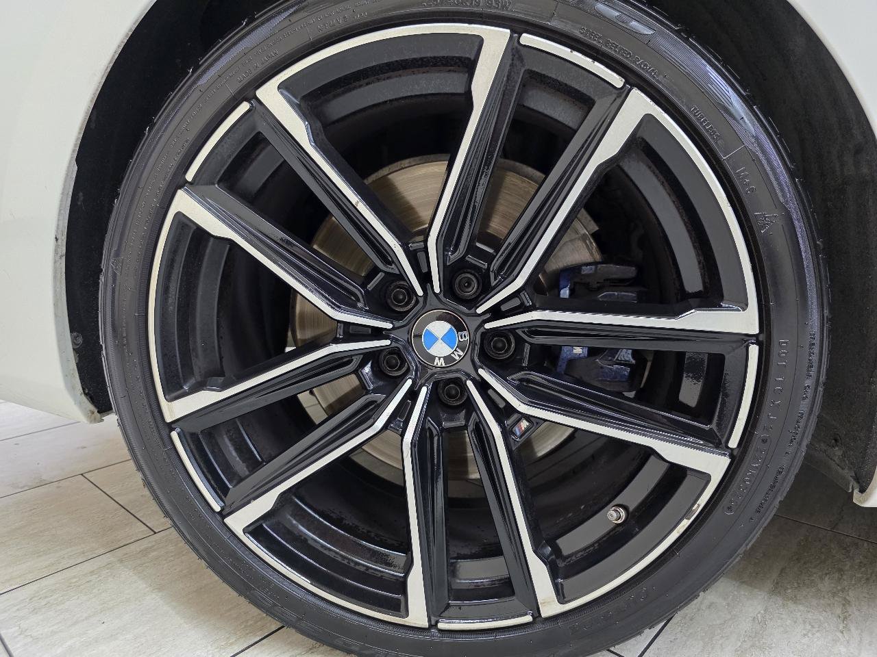 Used 2023 BMW M440i Coupe w/ Parking Assistance Package RWD image 40