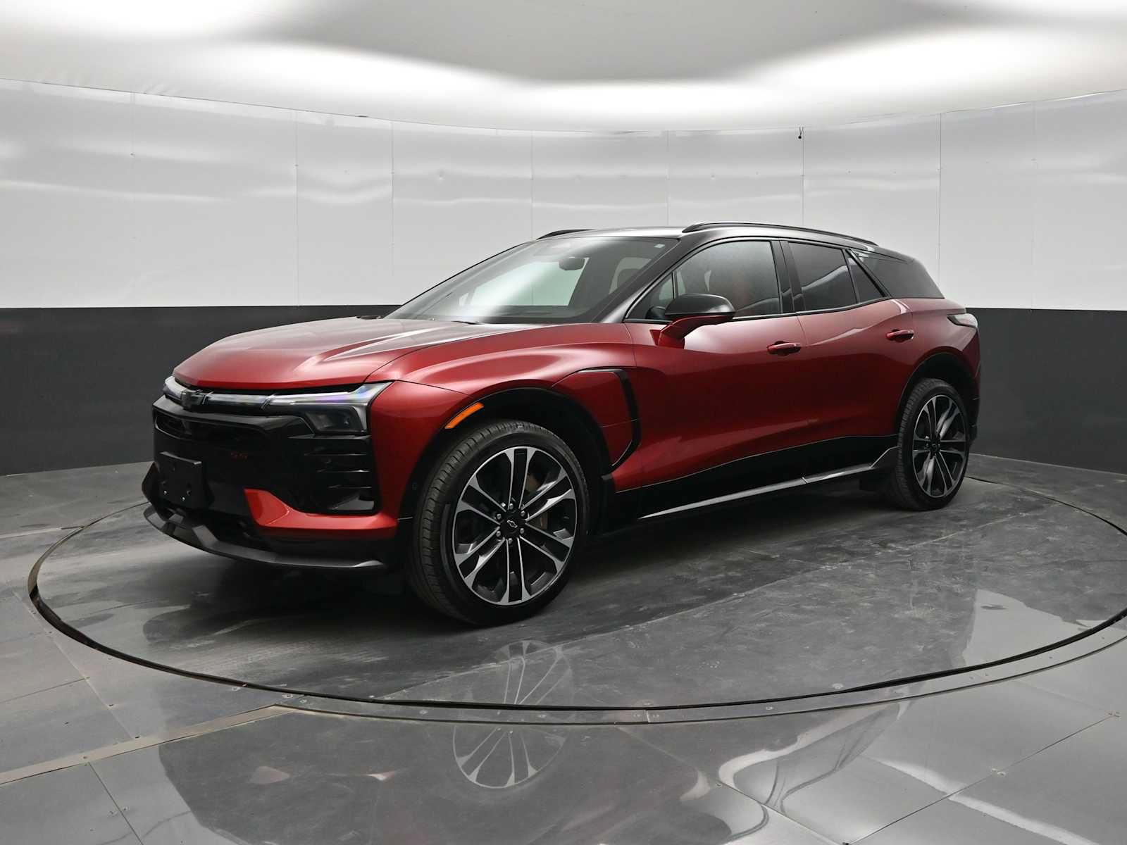 Used 2025 Chevrolet Blazer EV SS AWD/4WD image 4