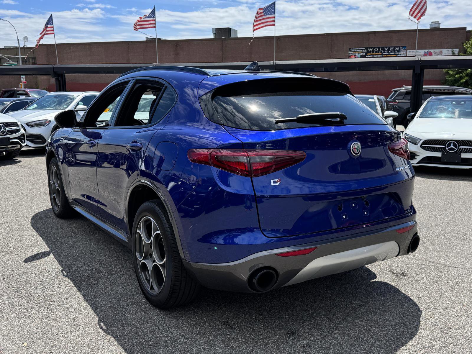 Used 2022 Alfa Romeo Stelvio Ti image 6