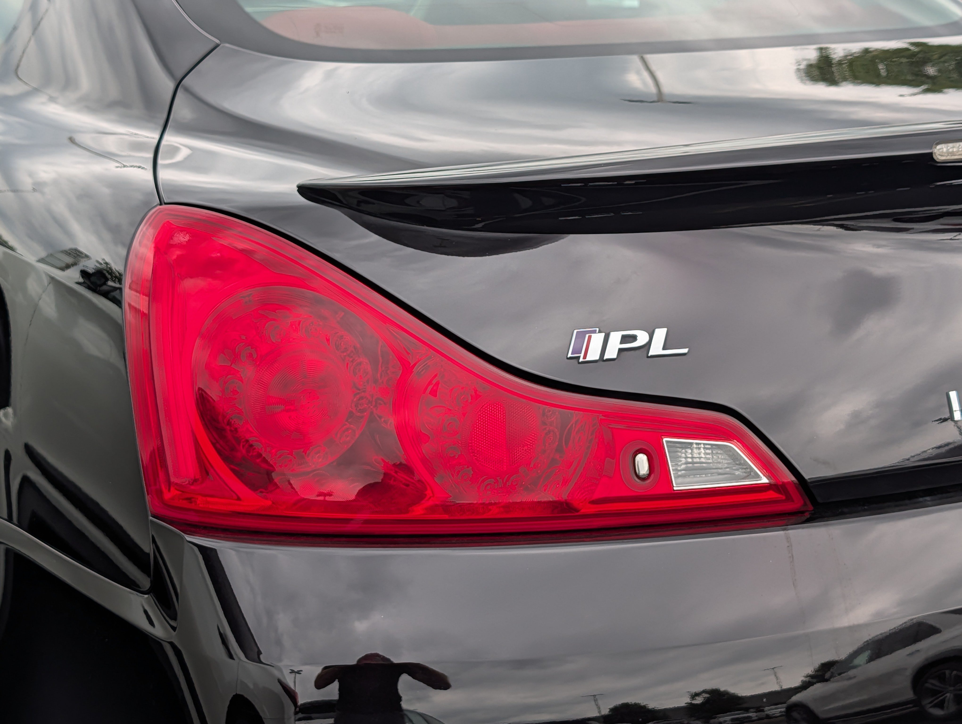 Used 2011 INFINITI G37 IPL RWD image 17