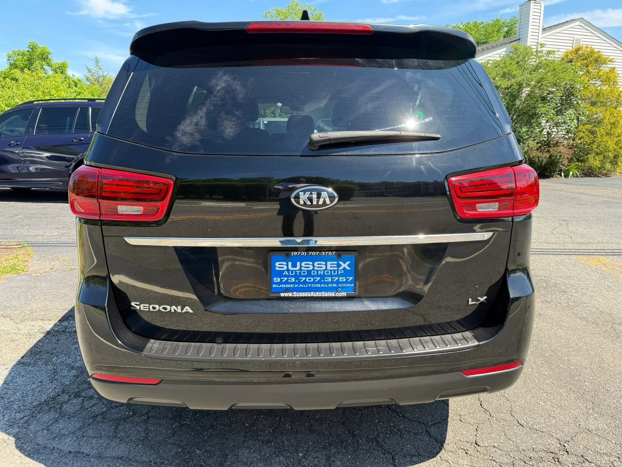 Used 2019 Kia Sedona LX FWD image 5