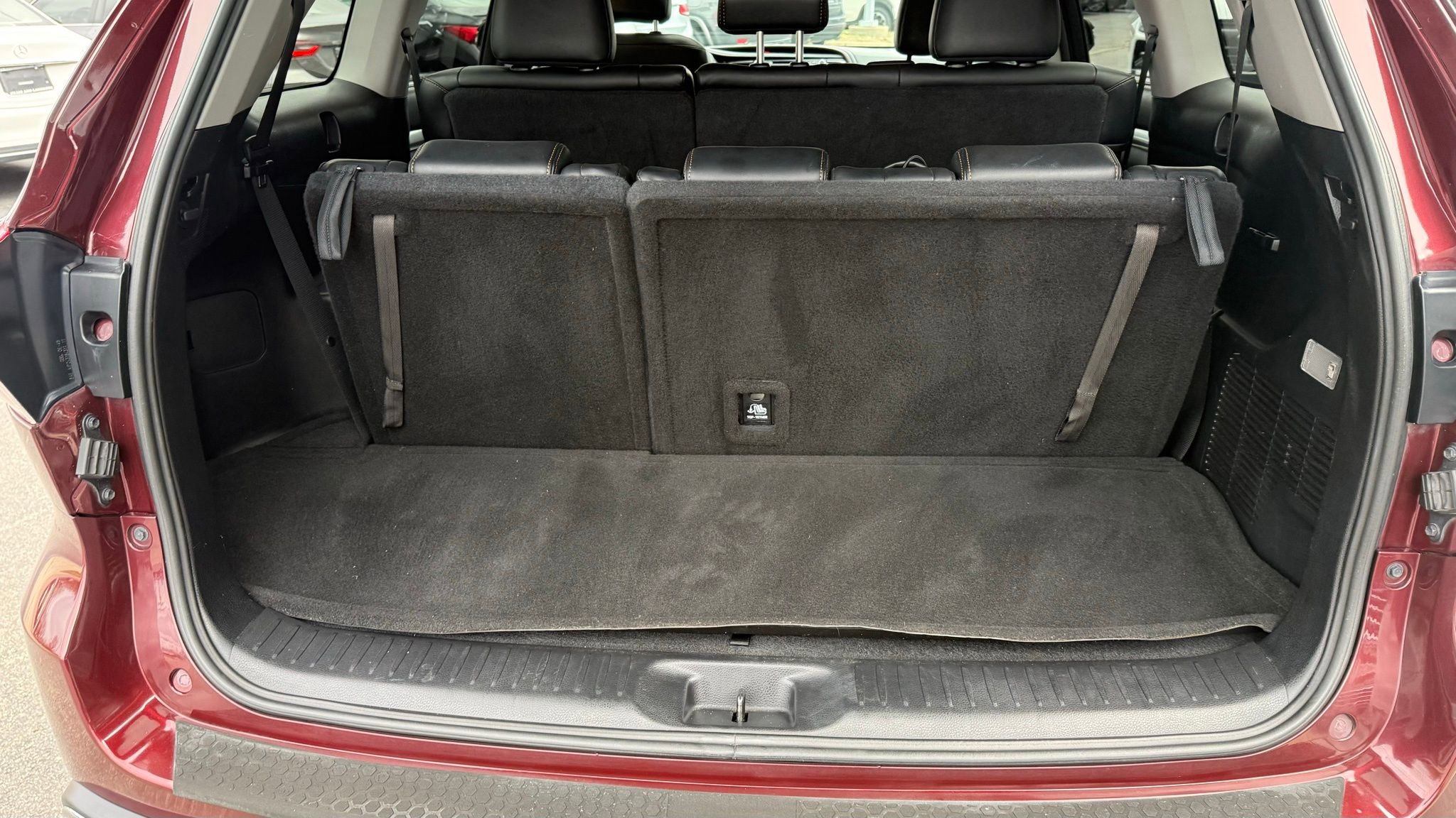 Used 2017 Toyota Highlander XLE image 30