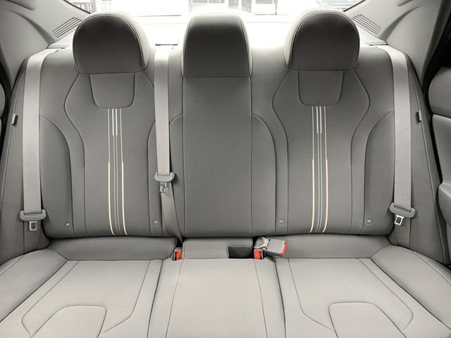 Used 2024 Hyundai Elantra SEL image 30