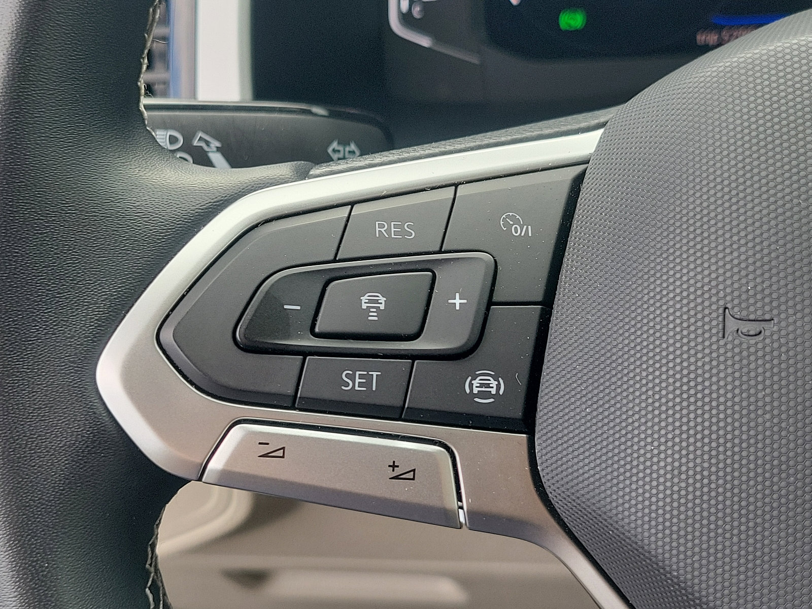 Used 2021 Volkswagen Atlas SEL image 22