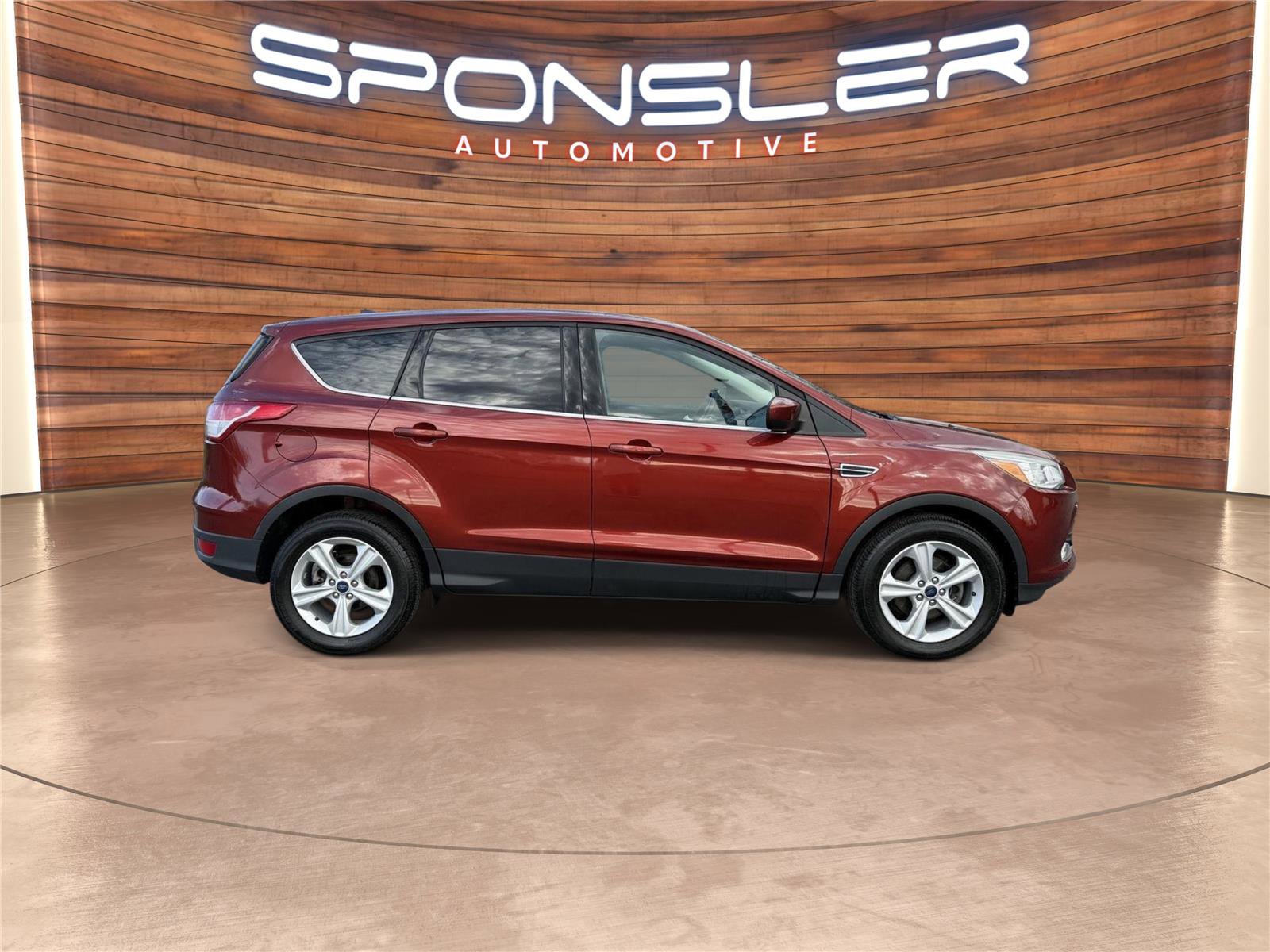 Used 2016 Ford Escape SE image 8