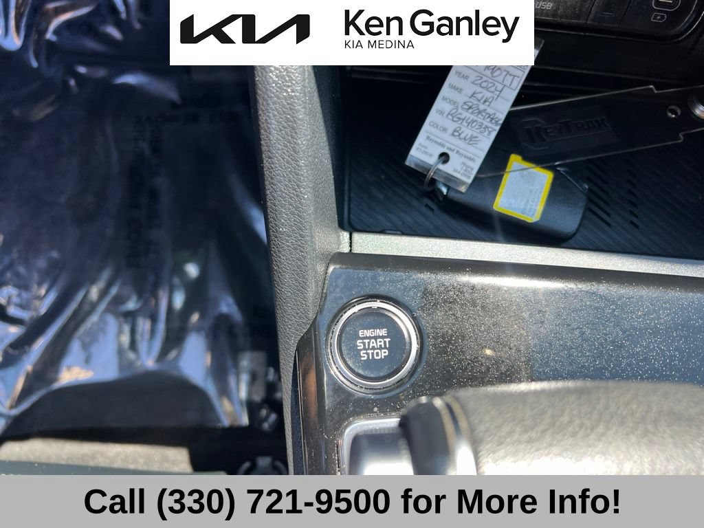Certified 2024 Kia Sportage EX FWD image 38