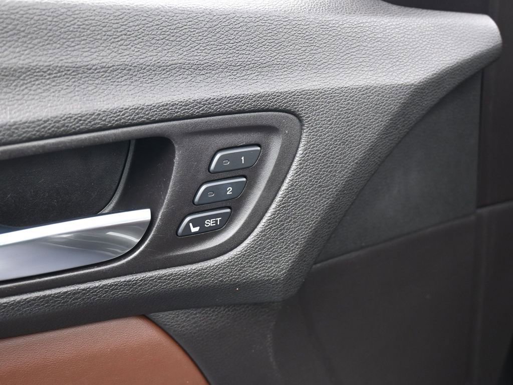 Used 2017 Acura TLX V6 image 17
