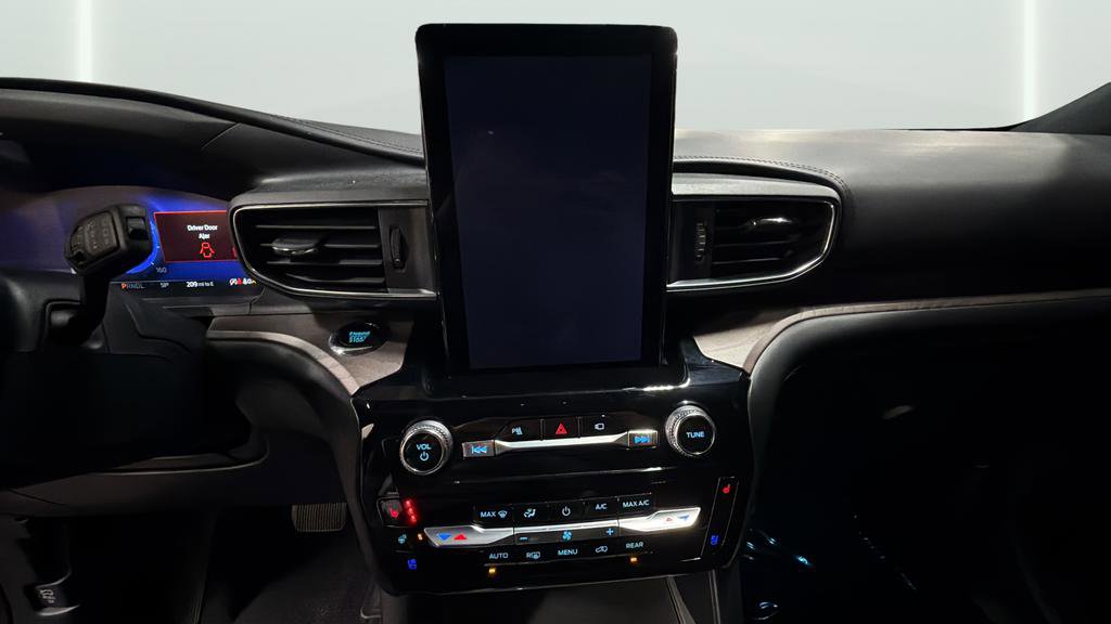 Used 2022 Ford Explorer Platinum w/ Equipment Group 601A image 10