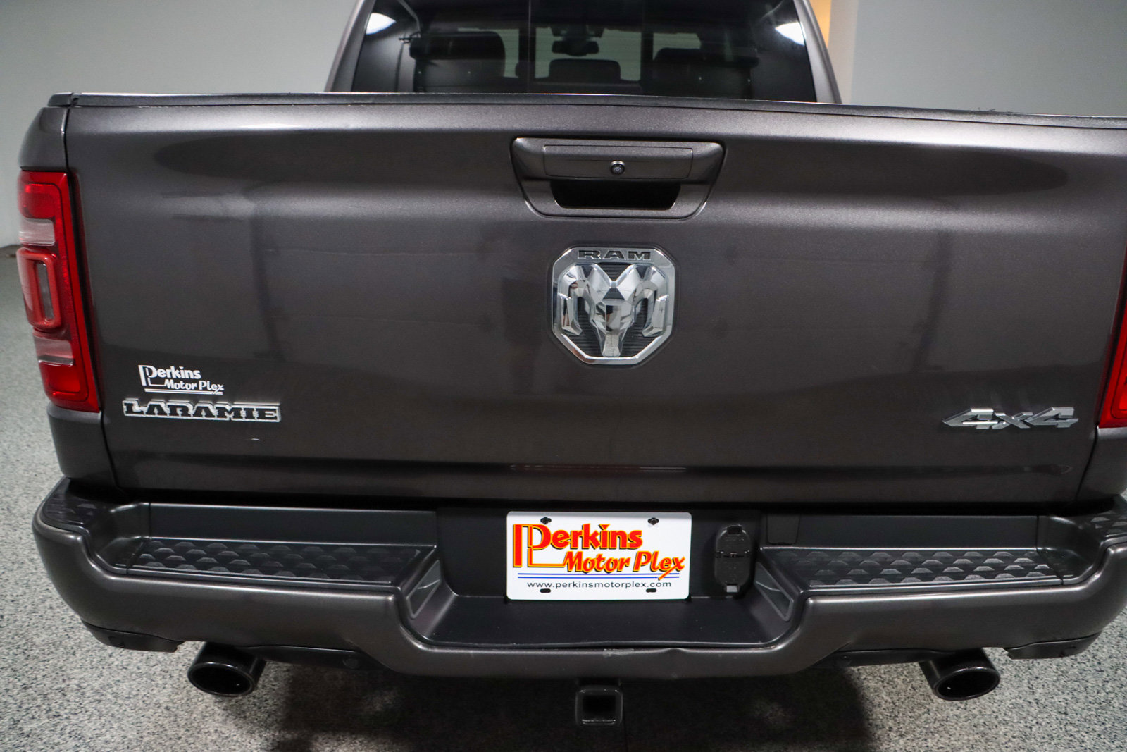Used 2020 RAM 1500 Laramie w/ Sport Appearance Package image 8
