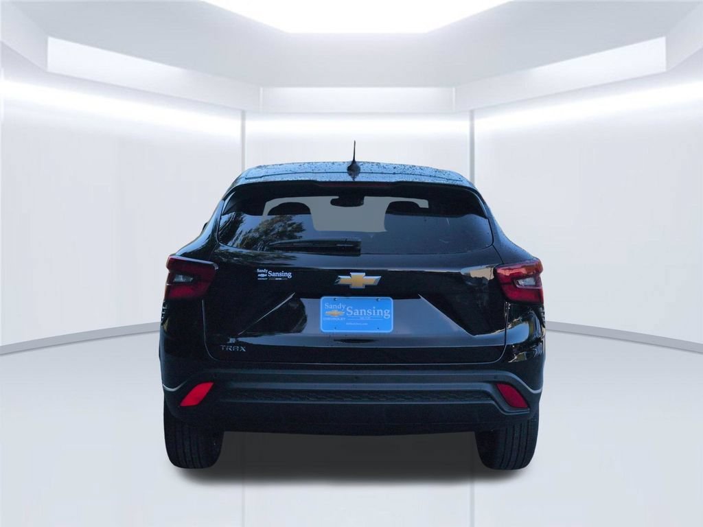 New 2026 Chevrolet Trax LS FWD image 5