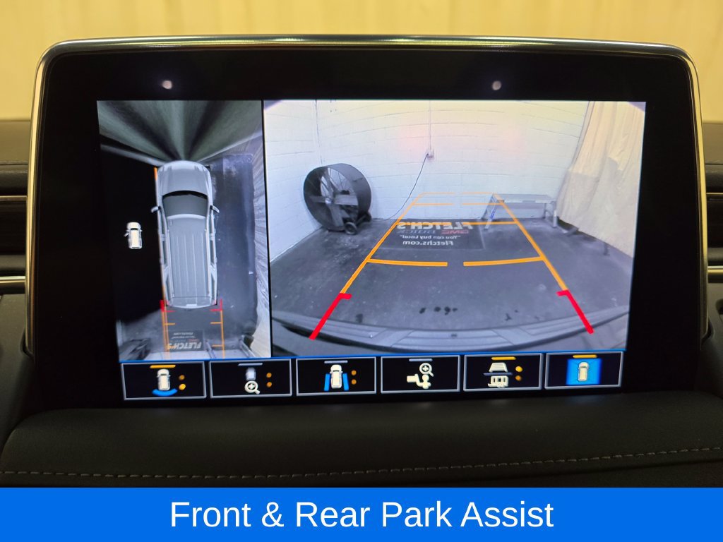 Used 2021 Chevrolet Tahoe Z71 w/ Luxury Package AWD/4WD image 22