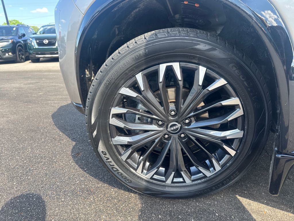 Used 2025 Nissan Rogue Platinum w/ Platinum Premium Package FWD image 30